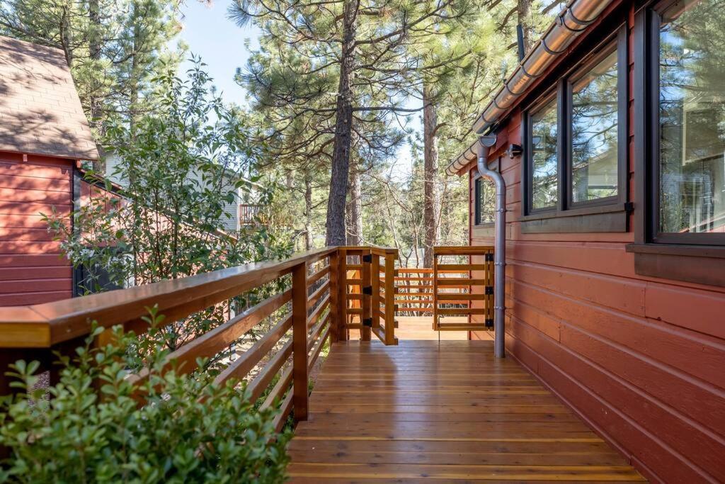 Sled-Ski Lakeside Village Cabin - Spa - Bbq - Firepit - Loft - Games Big Bear Lake Exterior photo